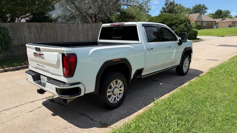 GMC Sierra 2500HD Denali Crew Cab 4WD SB 2023