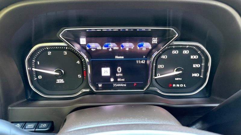 GMC Sierra 2500HD Denali Crew Cab 4WD SB 2023