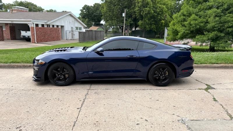Ford Mustang EcoBoost Coupe 2019