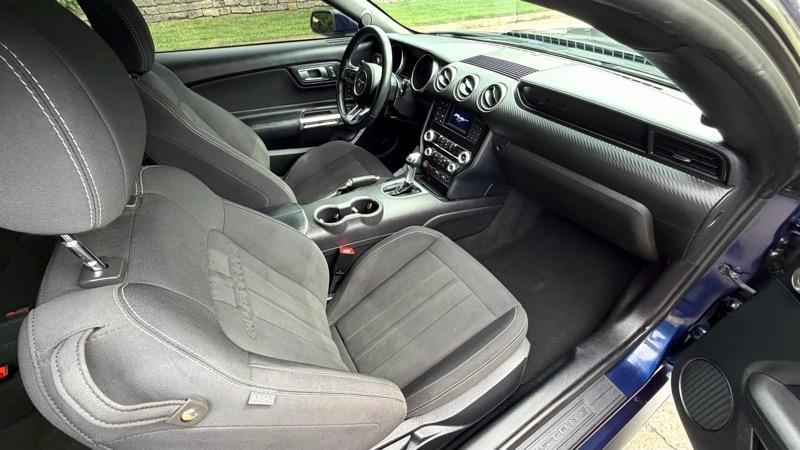 Ford Mustang EcoBoost Coupe 2019