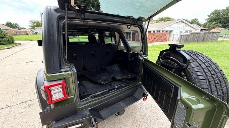 Jeep Wrangler Unlimited Sport 2021