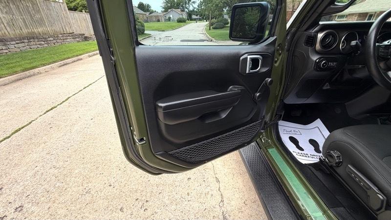 Jeep Wrangler Unlimited Sport 2021