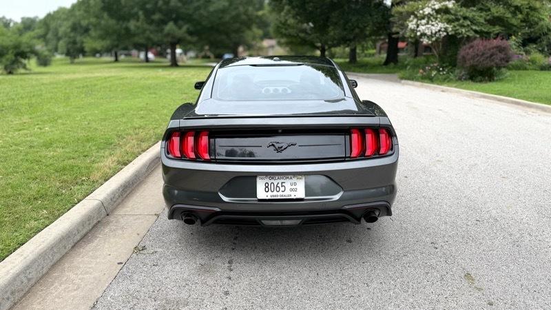 Ford Mustang EcoBoost Coupe 2018