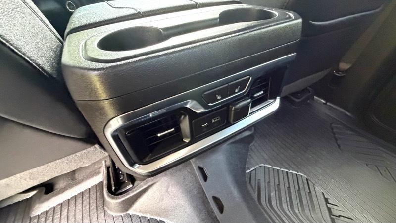 Chevrolet Silverado 3500HD LTZ Crew Cab 4WD 2023