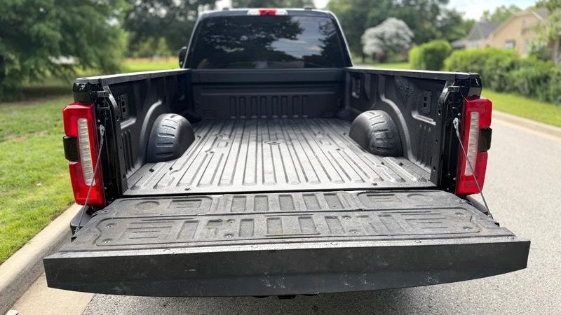 Ford F-250 SD XL Crew Cab 4WD 2024