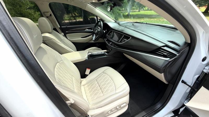 Buick Enclave Avenir FWD 2024