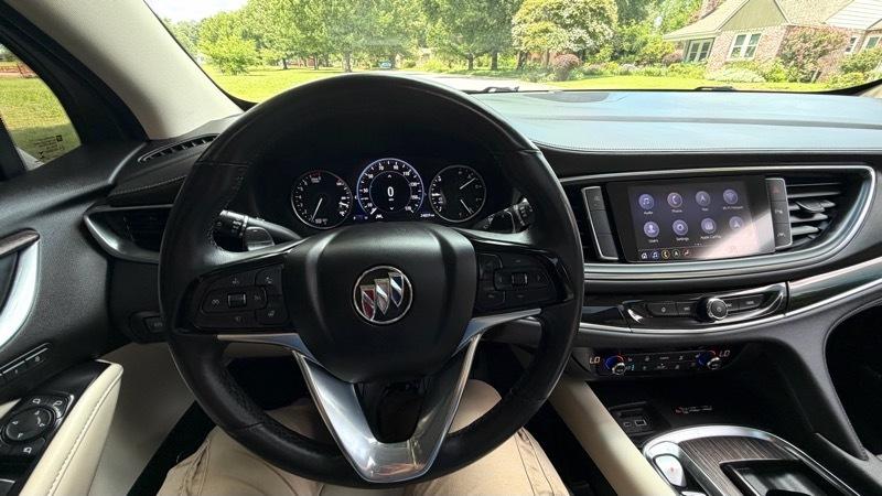 Buick Enclave Avenir FWD 2024