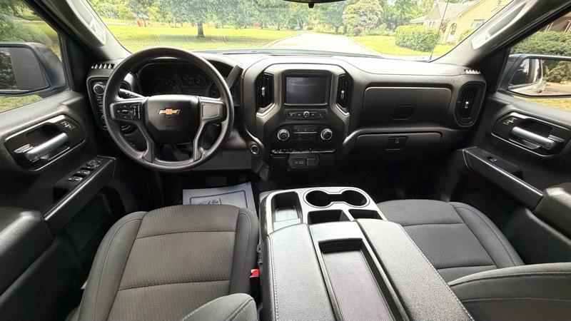 Chevrolet Silverado 1500 1LT Crew Cab 4WD 2025