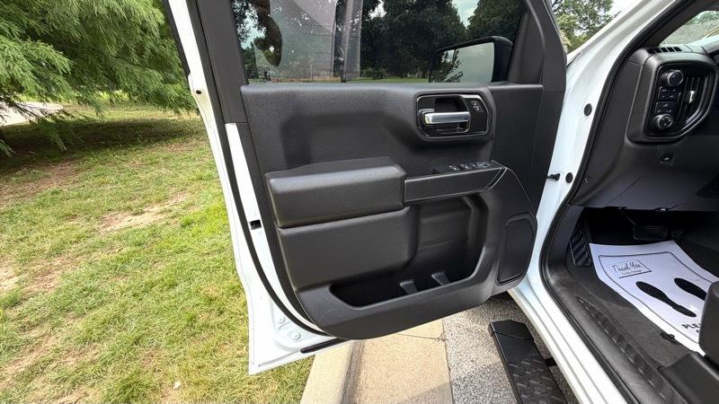 Chevrolet Silverado 1500 1LT Crew Cab 4WD 2025