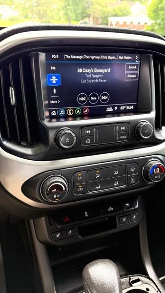 Chevrolet Colorado LT Crew Cab Long Box 4WD 2022