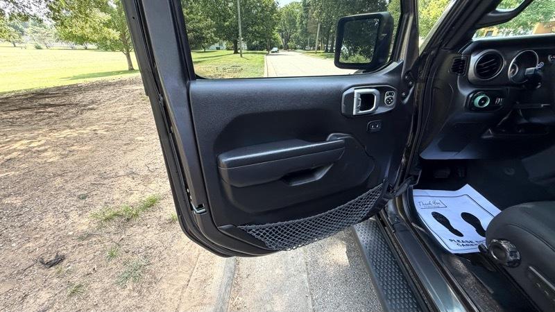 Jeep Wrangler Unlimited Sport 2023