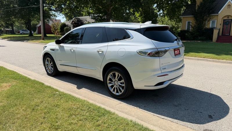 Buick Enclave Avenir AWD 2024
