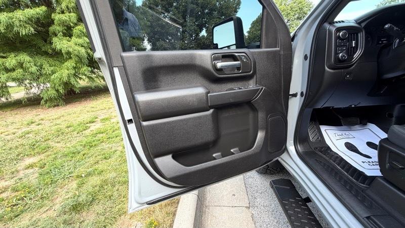 Chevrolet Silverado 2500HD Custom Double Cab Long Box 4WD 2025