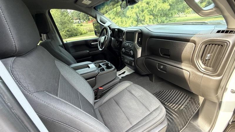 Chevrolet Silverado 2500HD Custom Double Cab Long Box 4WD 2025