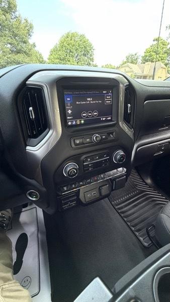 Chevrolet Silverado 2500HD Custom Double Cab Long Box 4WD 2025