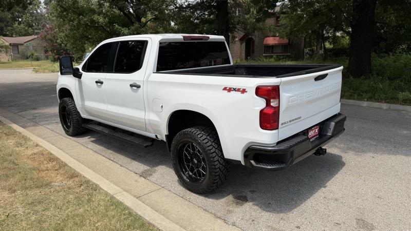 Chevrolet Silverado 1500 4WD Crew Cab 143.5" LT w/1LT 2023