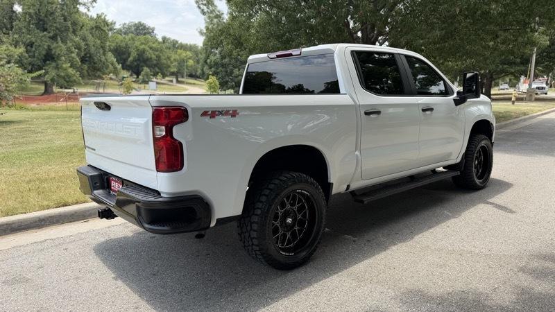 Chevrolet Silverado 1500 4WD Crew Cab 143.5" LT w/1LT 2023