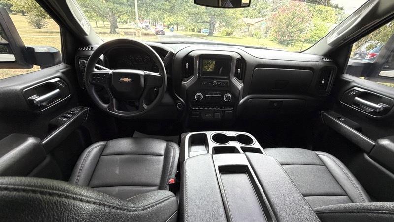 Chevrolet Silverado 1500 4WD Crew Cab 143.5" LT w/1LT 2023