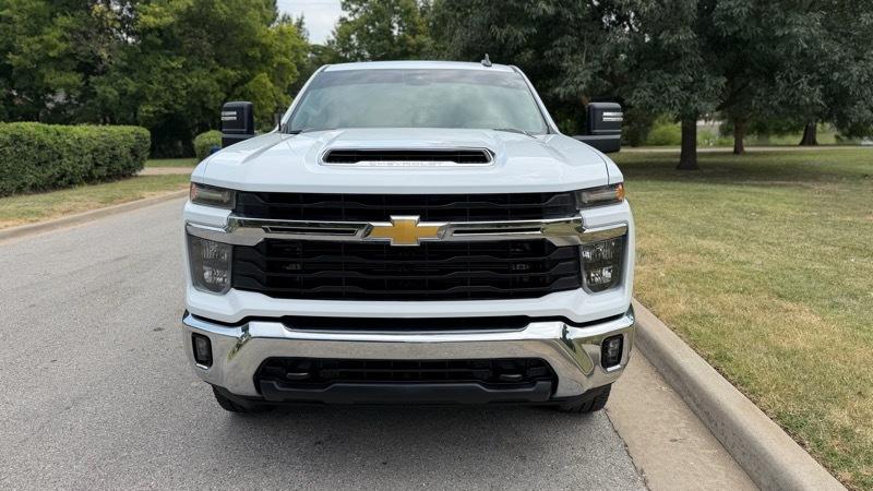 Chevrolet Silverado 2500HD LT 4WD 2026