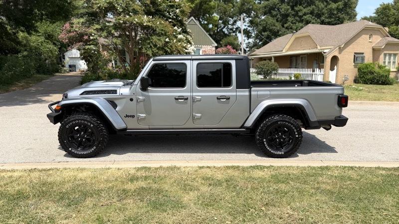Jeep Gladiator Sport 2021