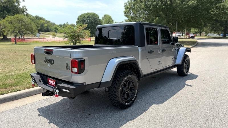 Jeep Gladiator Sport 2021