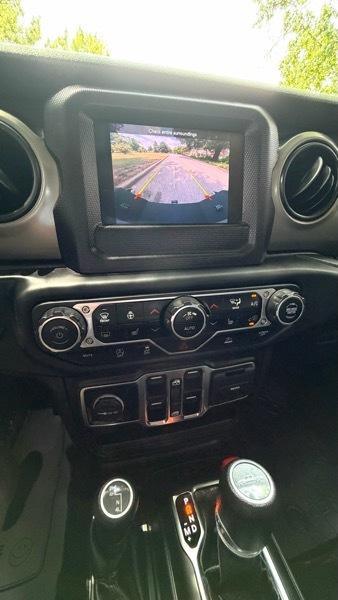 Jeep Gladiator Sport 2021