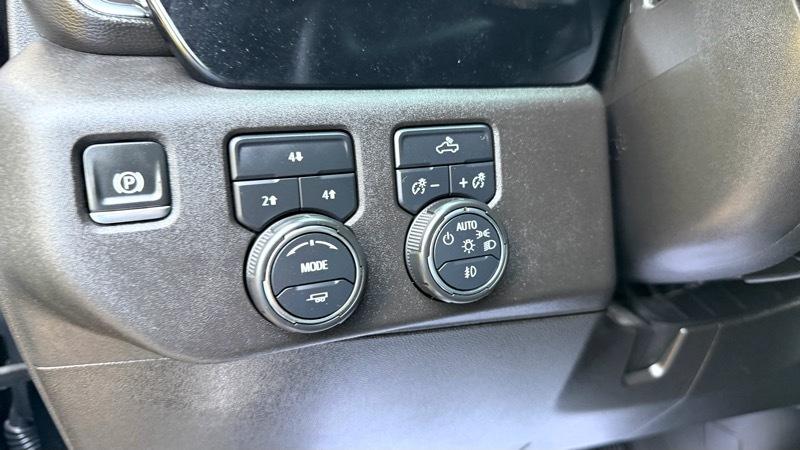 Chevrolet Silverado 3500HD LT Crew Cab 4WD 2024
