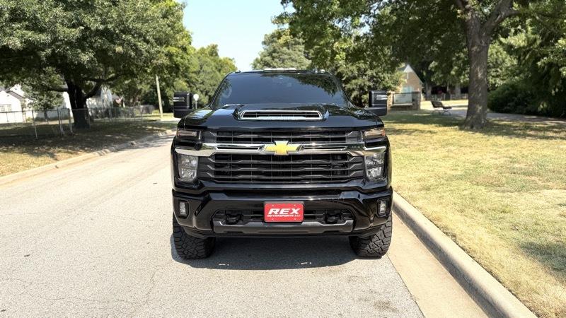 Chevrolet Silverado 3500HD LT Crew Cab 4WD 2024