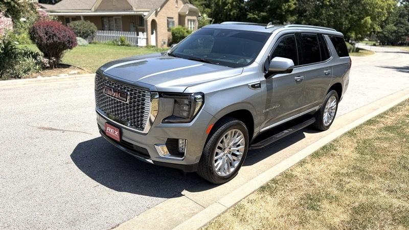 GMC Yukon Denali 4WD 2023