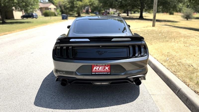 Ford Mustang EcoBoost Coupe 2019