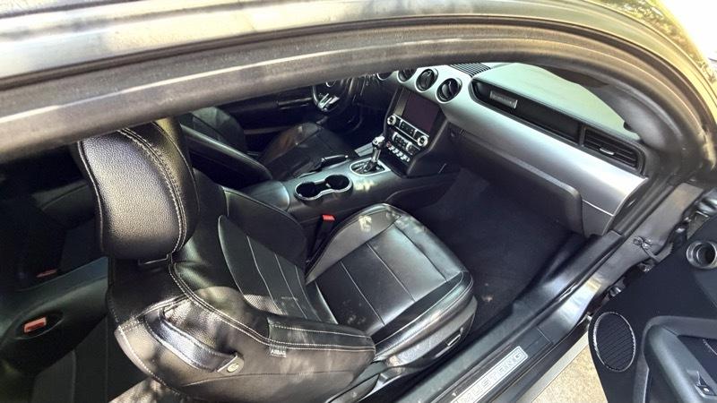 Ford Mustang EcoBoost Coupe 2019