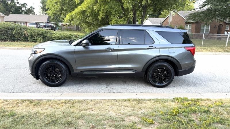 Ford Explorer XLT 2024
