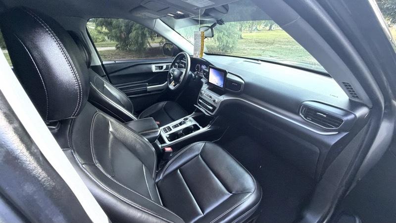 Ford Explorer XLT 2024