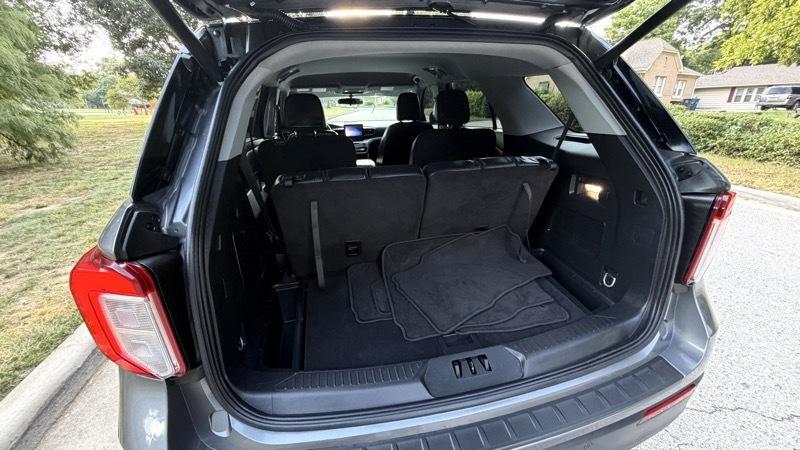 Ford Explorer XLT 2024