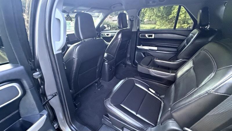 Ford Explorer XLT 2024