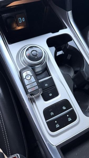 Ford Explorer XLT 2024