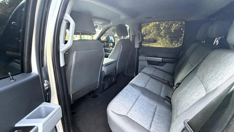 Ford F-250 SD XL Crew Cab 4WD 2023