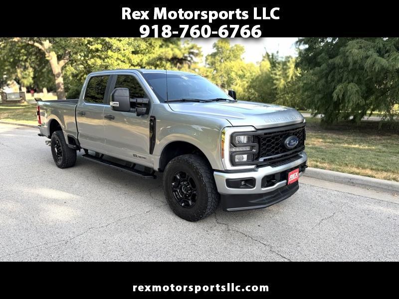 Ford F-250 SD XL Crew Cab 4WD 2023