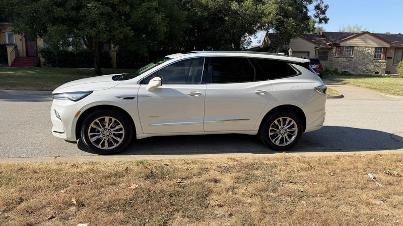 Buick Enclave Avenir FWD 2024