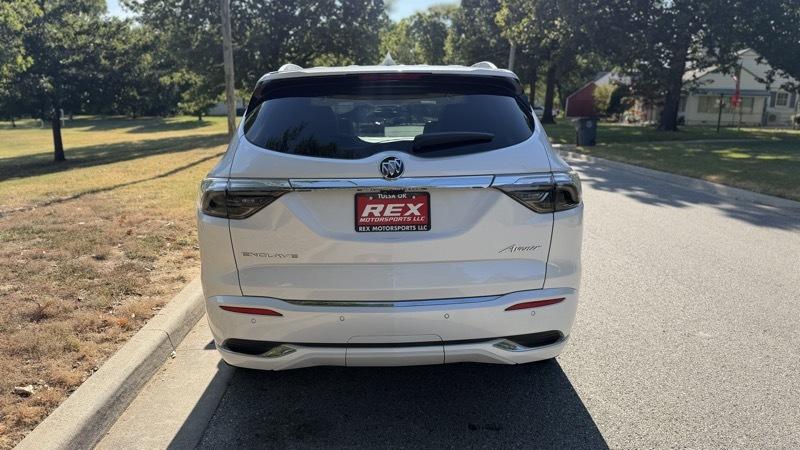 Buick Enclave Avenir FWD 2024