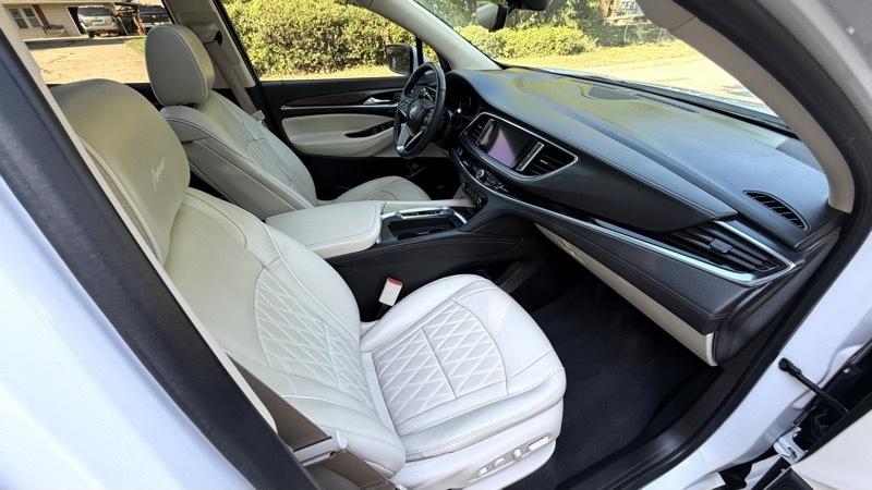 Buick Enclave Avenir FWD 2024