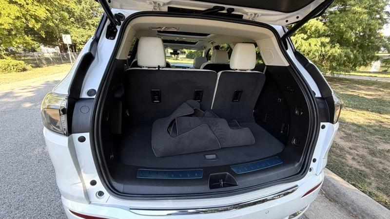 Buick Enclave Avenir FWD 2024