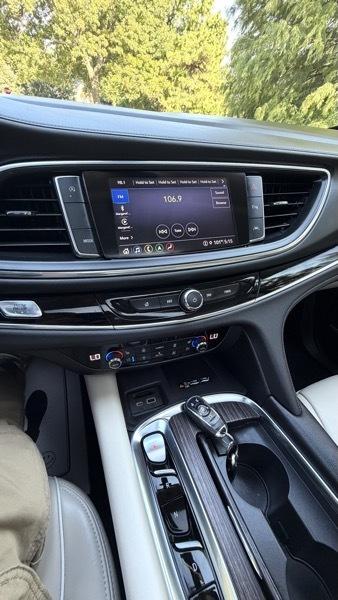 Buick Enclave Avenir FWD 2024