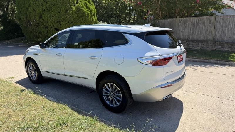 Buick Enclave Essence FWD 2023