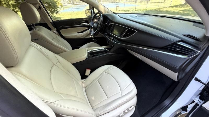 Buick Enclave Essence FWD 2023