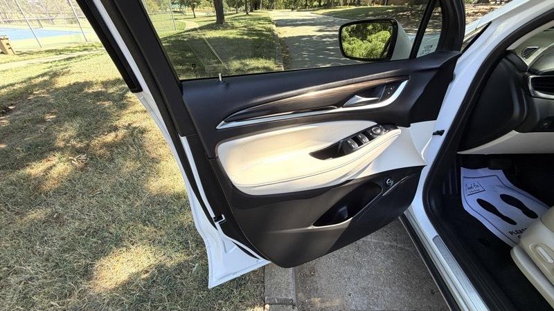 Buick Enclave Essence FWD 2023