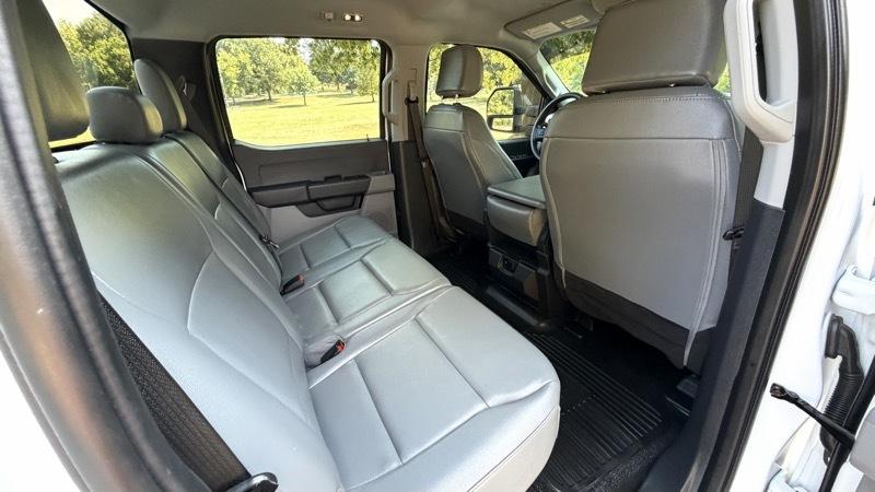 Ford F-250 SD XL Crew Cab 4WD 2024
