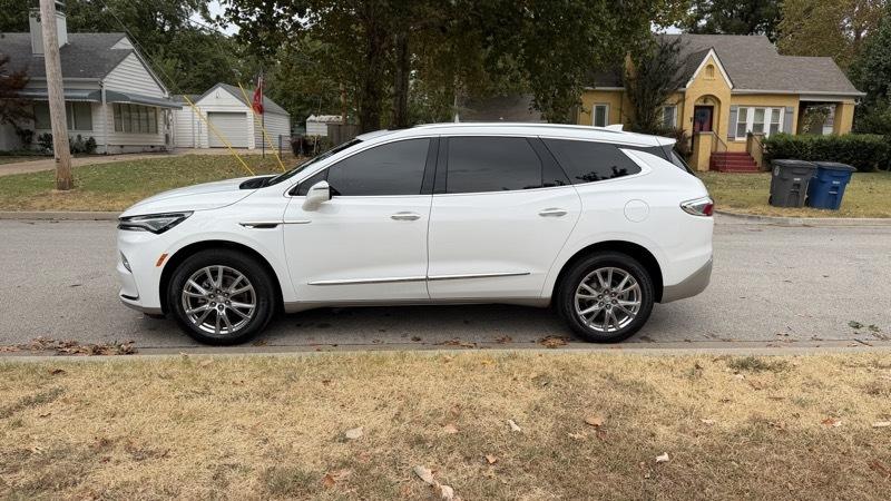 Buick Enclave Essence FWD 2024