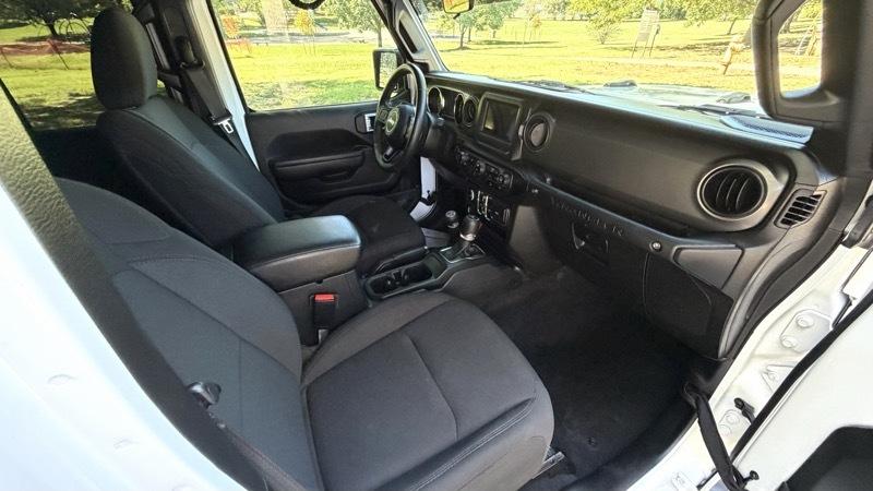 Jeep Wrangler Unlimited Sport 2021