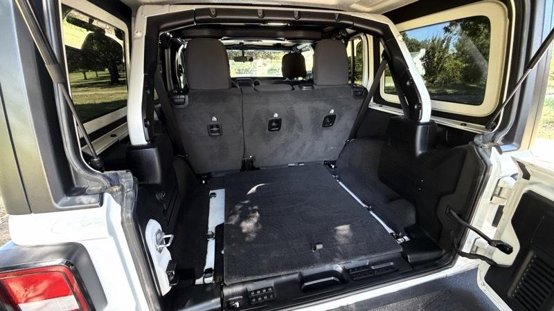 Jeep Wrangler Unlimited Sport 2021